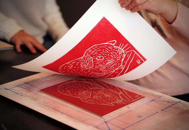 Linogravure Cochon d'inde   Ateliers mobiles Linocutfactory / Spig