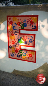 Fresque collective réalisée par les enfants du groupe scolaire Marcel Grillon - La Réole - 30 x 2 m - Juin 2025